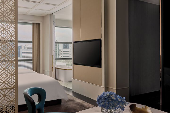 Room 15 of 95