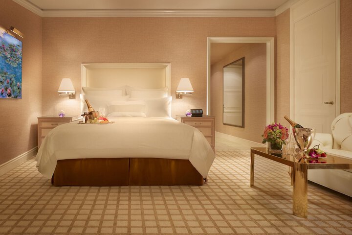 Room 10 of 56