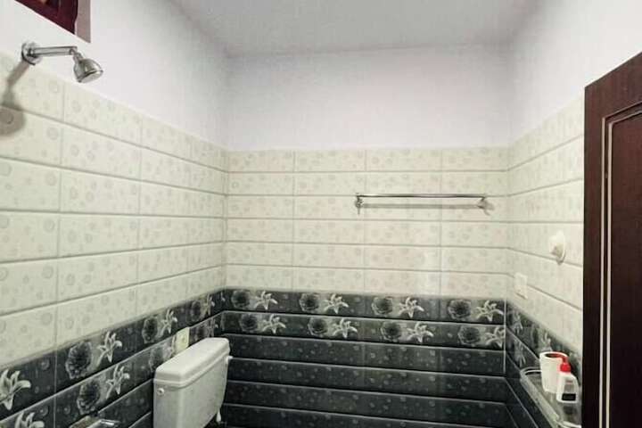Room 15 of 26