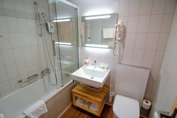 Room 29 of 52