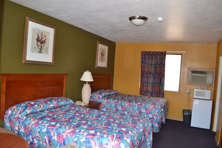 Standard Double Bed (4 of 7)