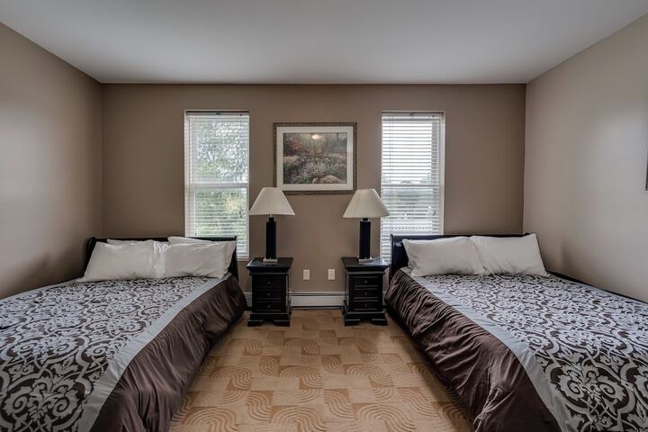 Room 28 of 46