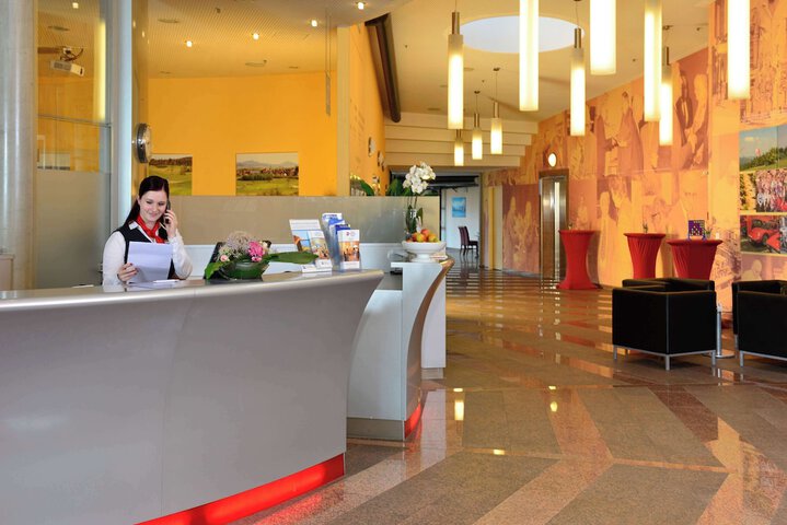 Guest Lobby