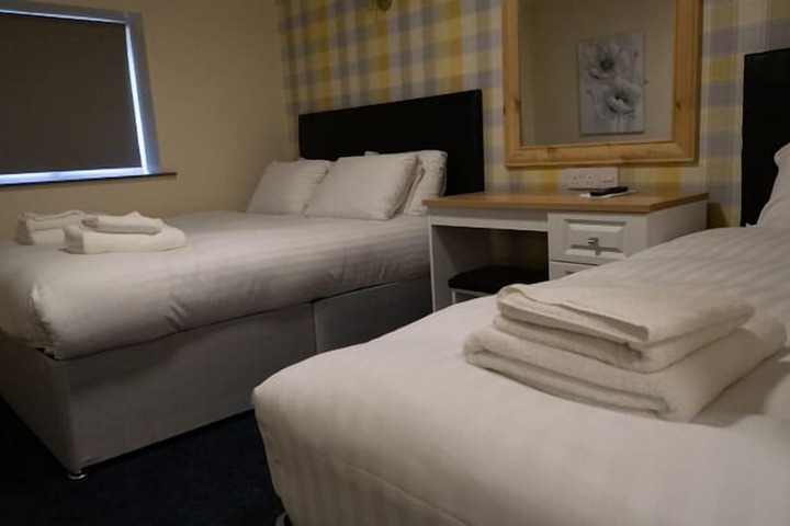 Room 17 of 52