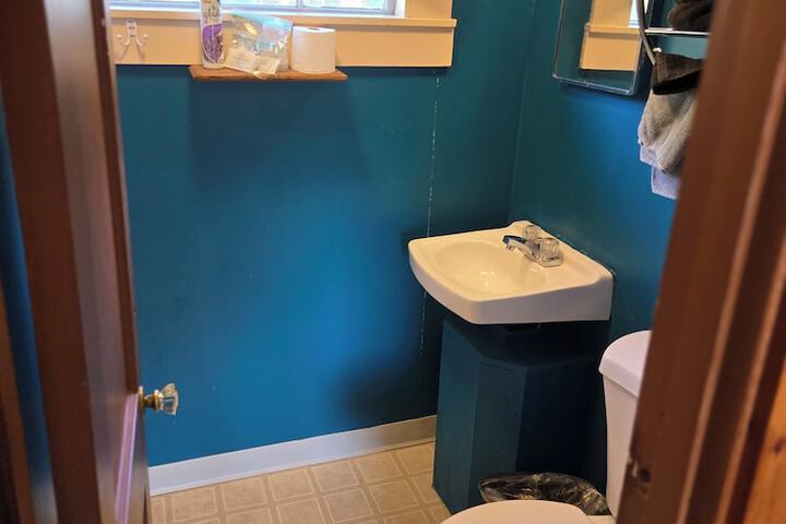 Room 44 of 69