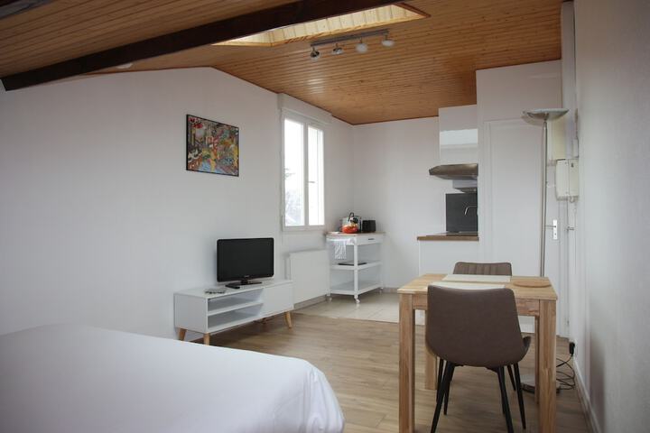 Room 37 of 50