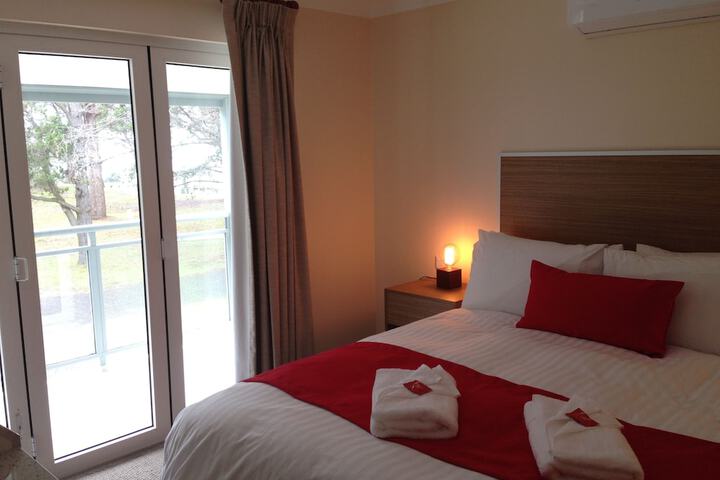Room 44 of 79