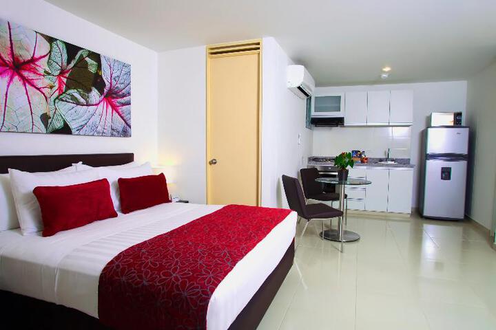 Room 6 of 10
