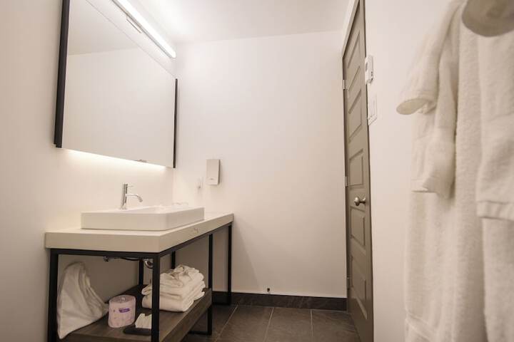 Room 112 of 140