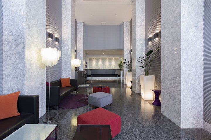 Hotel Interior 4 of 38