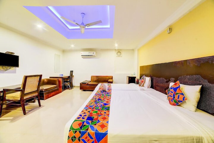 Room 4 of 51
