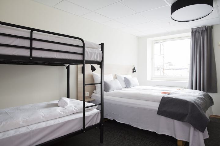 Room 21 of 78