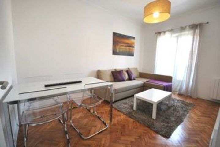 Nice Flat on Belém by LCH