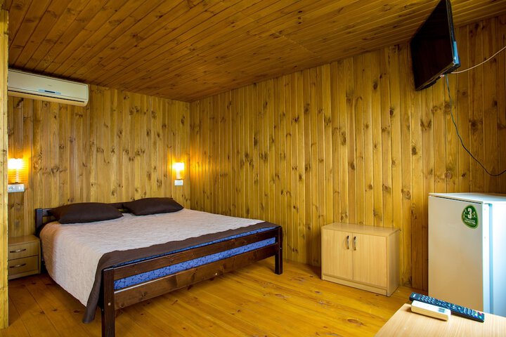 Room 16 of 29