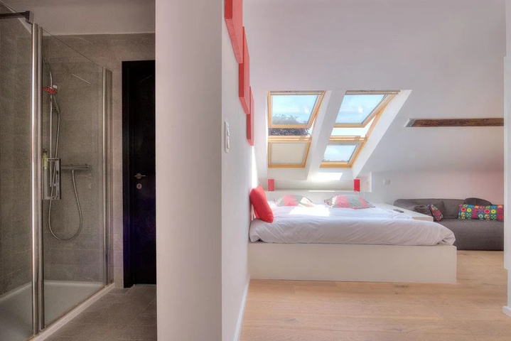 Room 3 of 19
