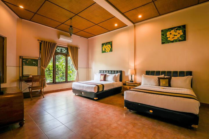 Room 42 of 193
