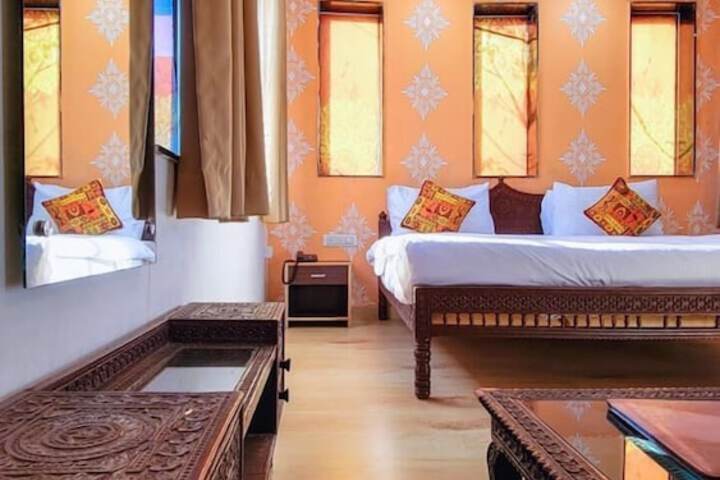 Rudraksh Inn