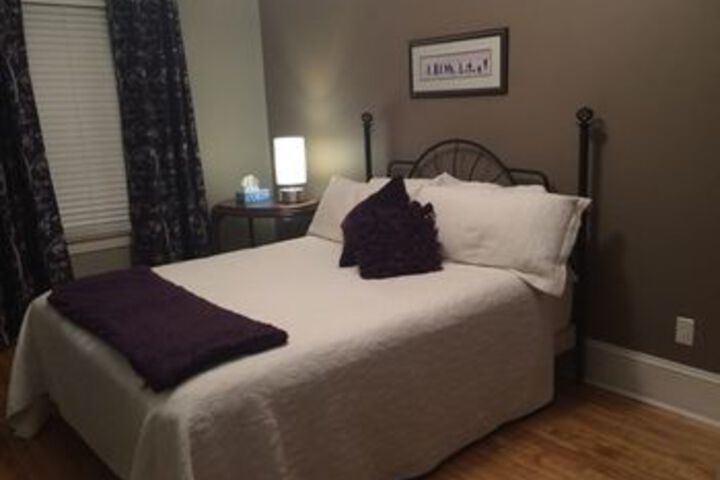 Room 14 of 33