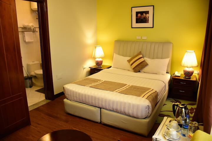 Room 35 of 96