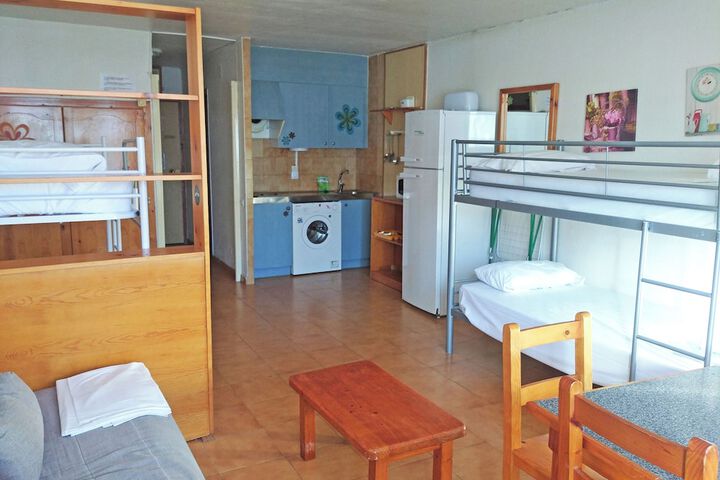 Room 26 of 47