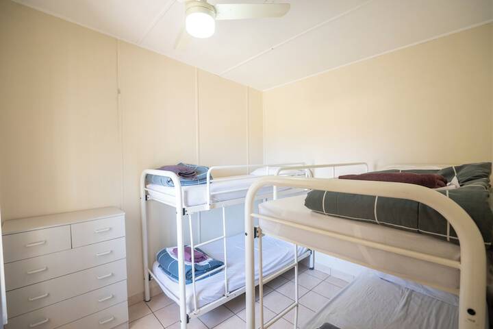 Room 17 of 117