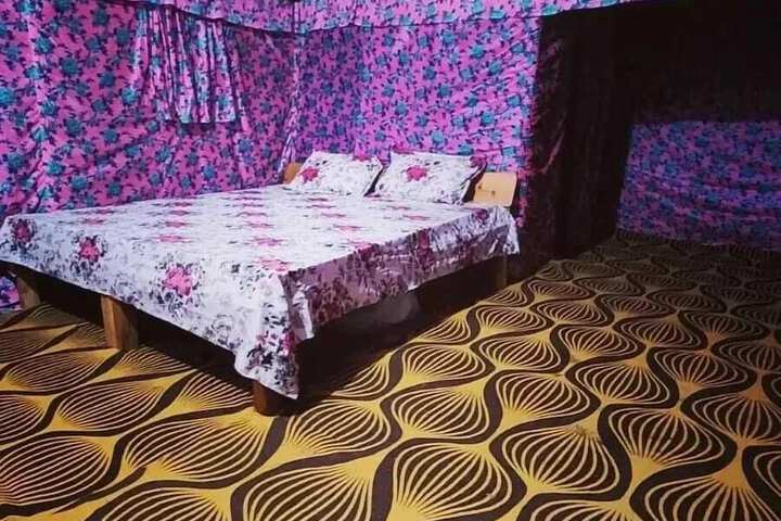Room 2 of 42