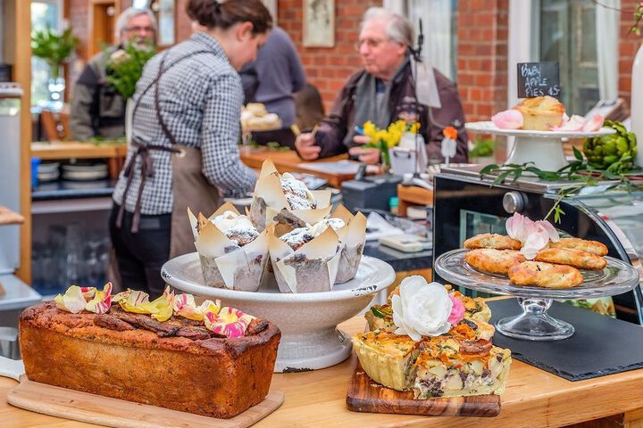 Breakfast/Coffee Service 42 of 60