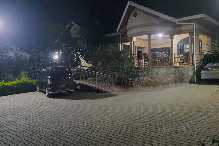 Hotel 75 of 85