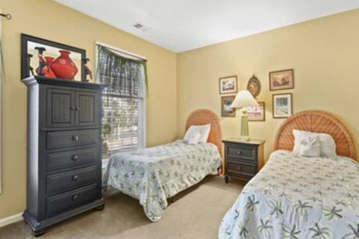 Room 30 of 36