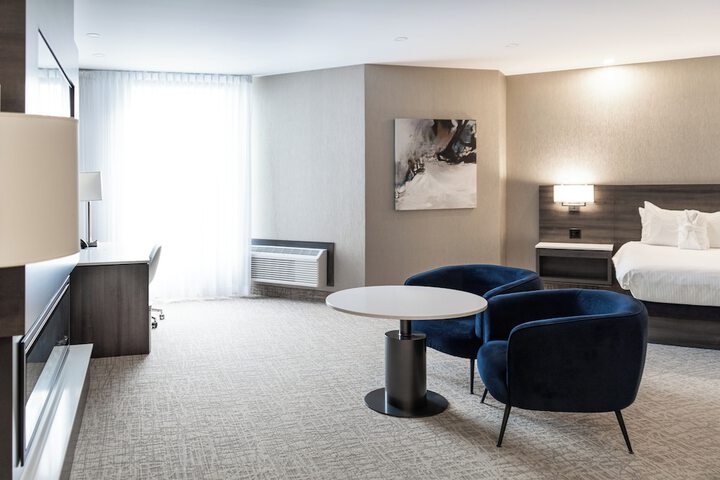 Room 15 of 44