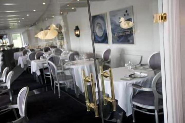 Dining Photos