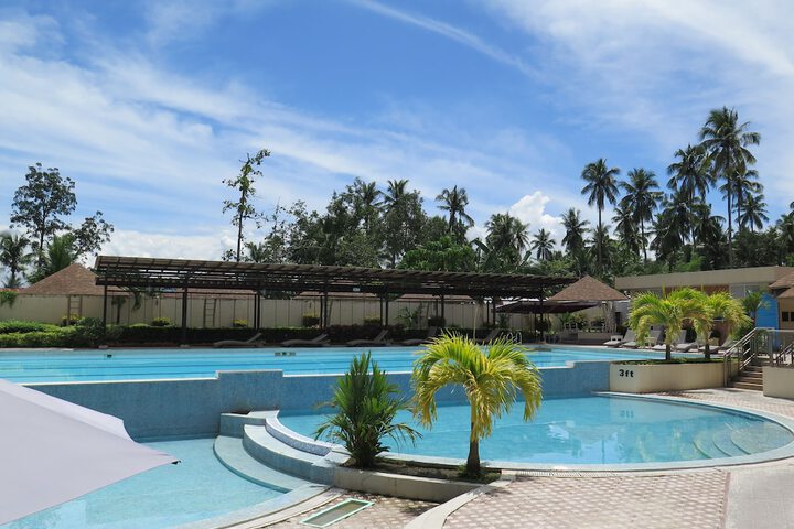 Pool 37 of 62