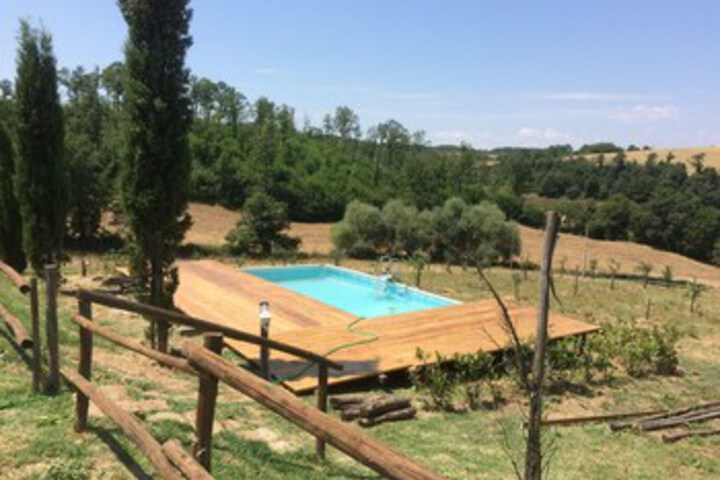 Pool 30 of 44
