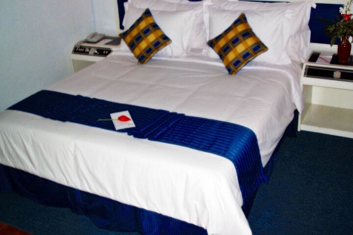 Room 5 of 20