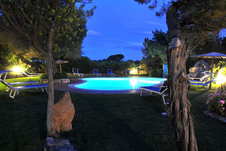 Hotel Pool