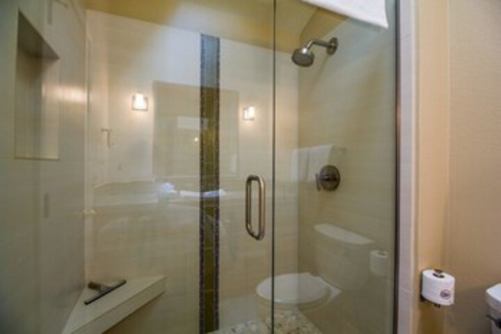 Room 10 of 46