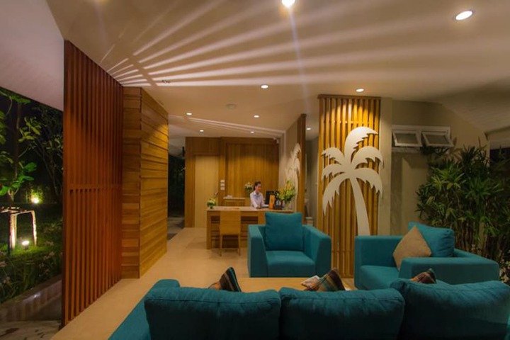 Lobby Entry