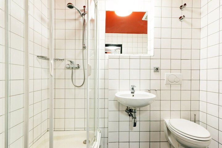 Room 20 of 39