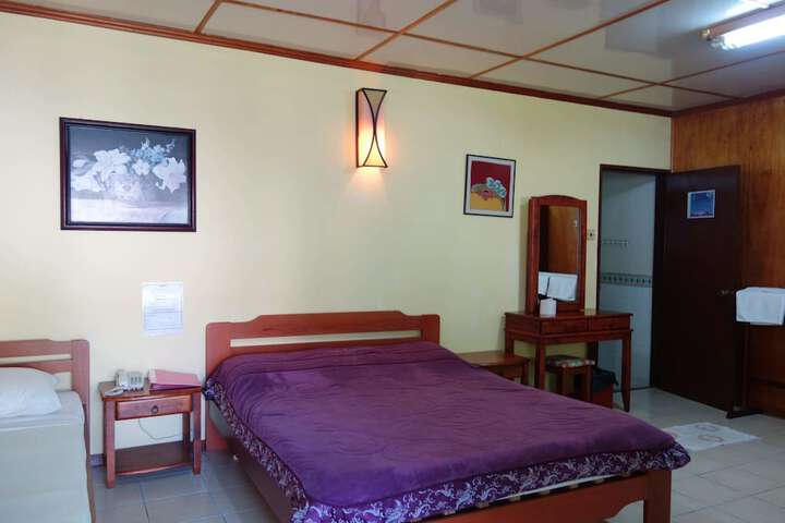 Room 10 of 47