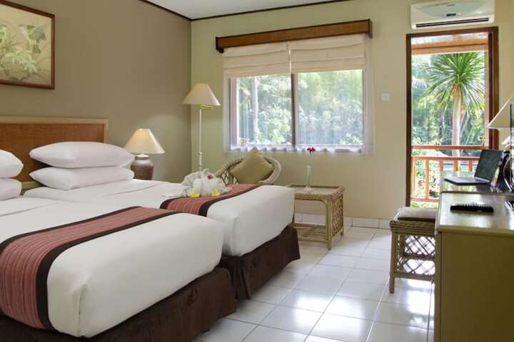 Room 14 of 73