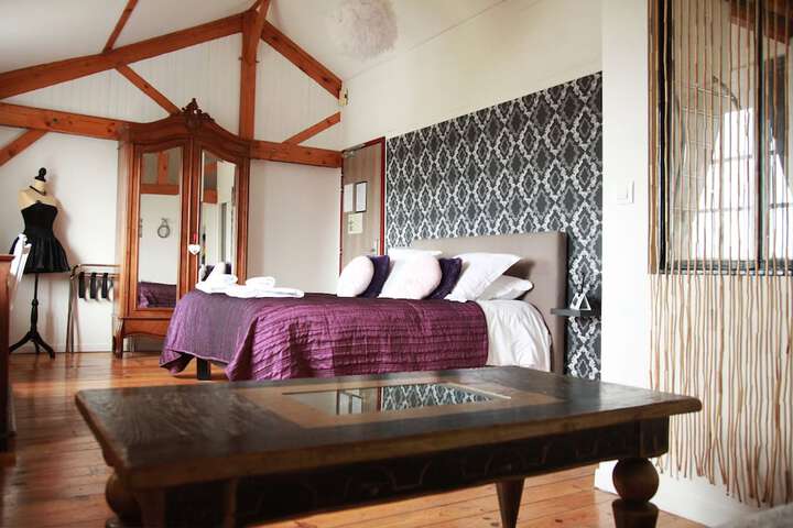 Room 4 of 42