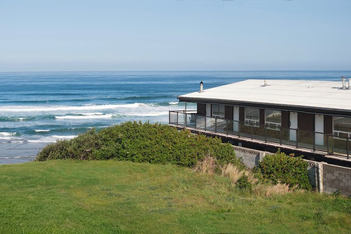 Hotel 34 of 41