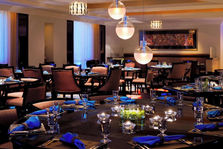 Dining 47 of 73