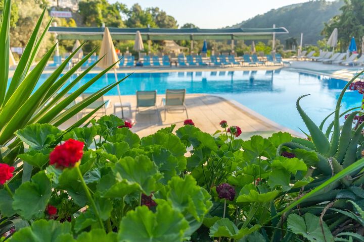Pool Hotel