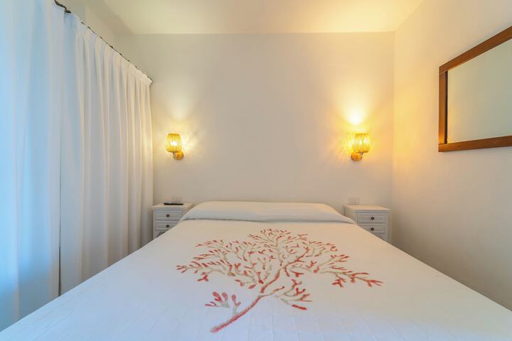Room 15 of 93