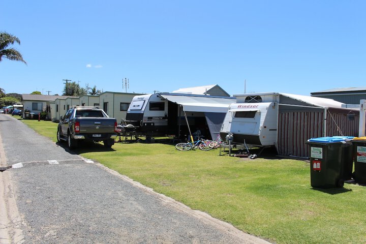 Property Grounds 24 of 35