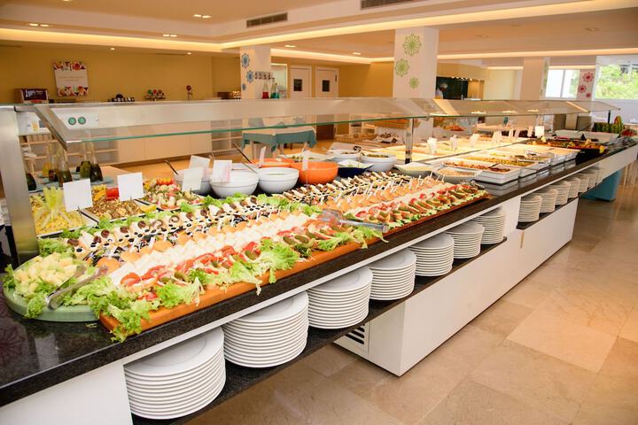 Dining 50 of 78