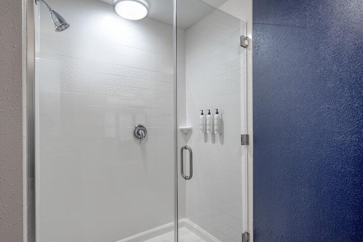 Room 25 of 50