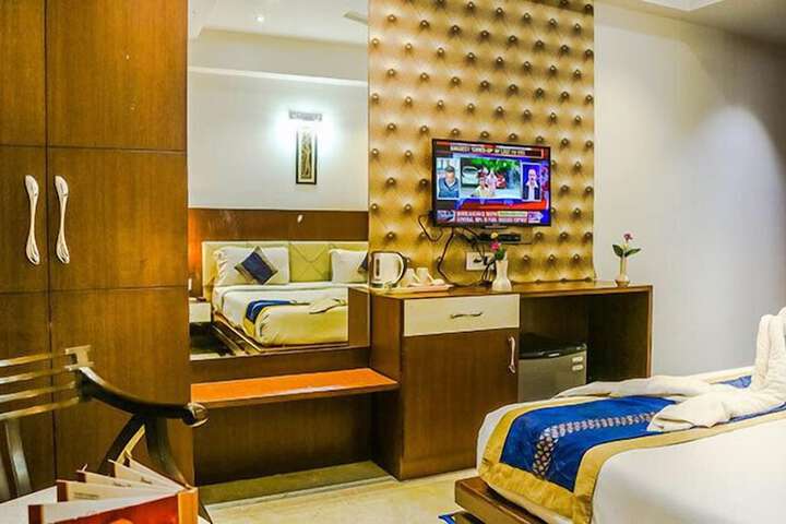 Room 18 of 54