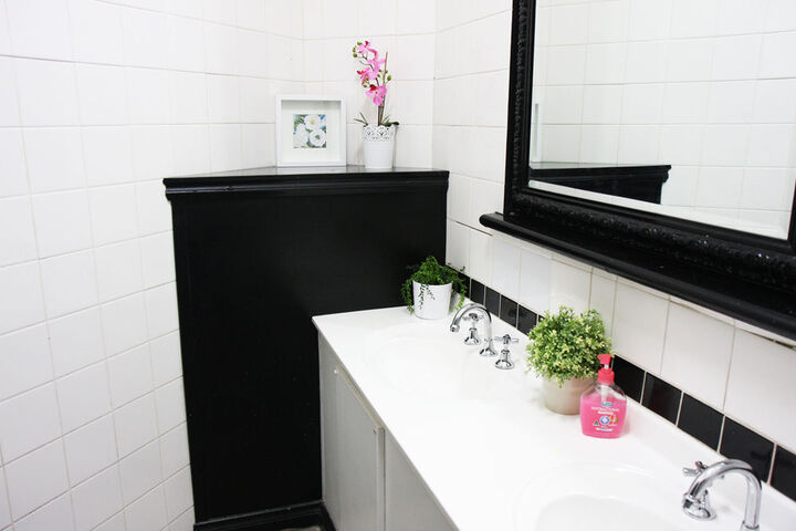 Room 6 of 29